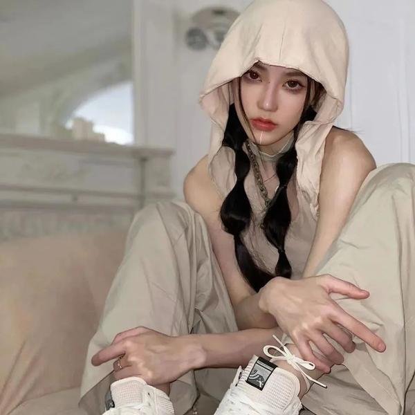 顾盼生香